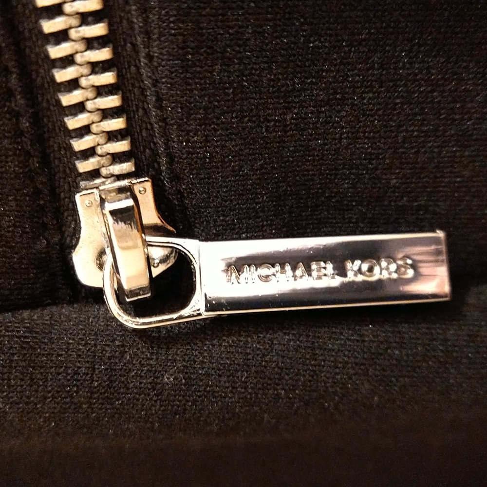 Michael Kors black skirt Sz 6 - Picture 2 of 8